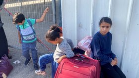 Z Pásma Gazy odchází do Egypta první cizinci od začátku války (1.11.2023)