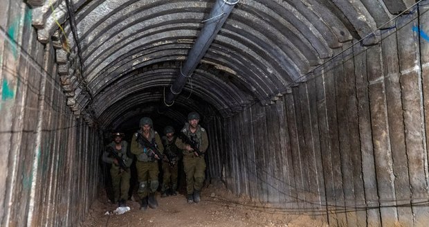 Izraelci objevili největší tunel Hamásu: Chodba za miliony ústí jen kousek od hranice! 