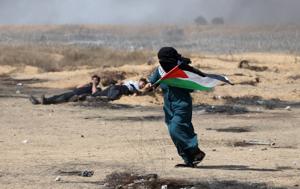 Nepokoje u zdi oddělující Izrael od palestinských území.