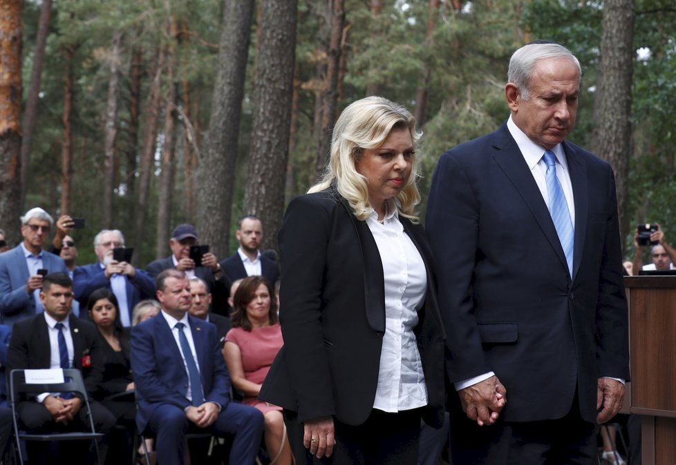 Izraelský premiér Benjamin Netanjahu s manželkou Sárou.