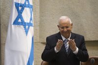 Česko navštíví prezident Izraele. Přiletí v době sílících krvavých střetů