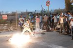 Násilné střety mezi znesvářenými skupinami eritrejských imigrantů v Tel Avivu. (2.9.2023)