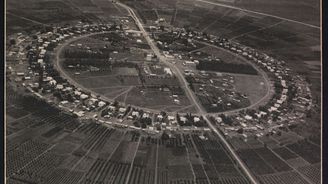 Neuvěřitelné letecké snímky Izraele, když to ještě nebyl Izrael. Staré fotky byly nalezeny náhodou v archivu