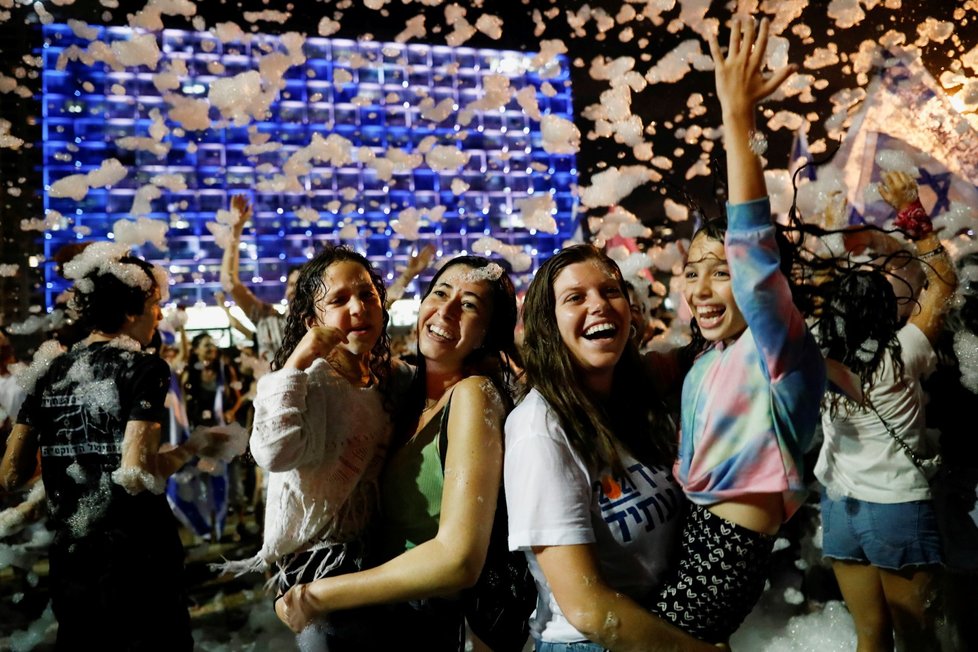 Oslavy nové vlády v Izraeli, kterou vede Naftali Bennett (13. 6. 2021)