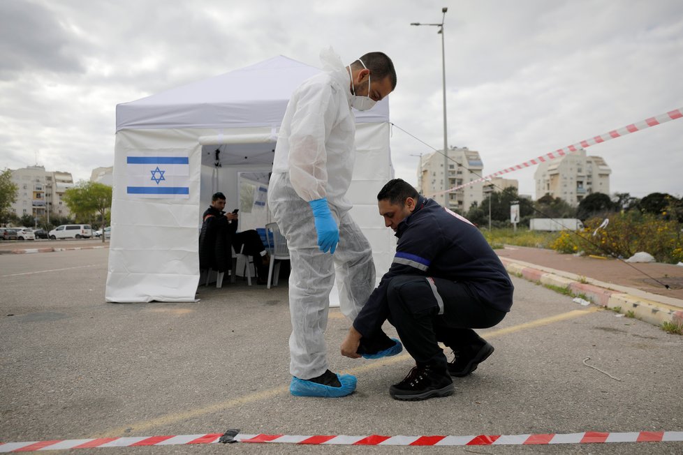 Izraelské volby provázel strach ze šíření koronaviru (2. 3. 2020).
