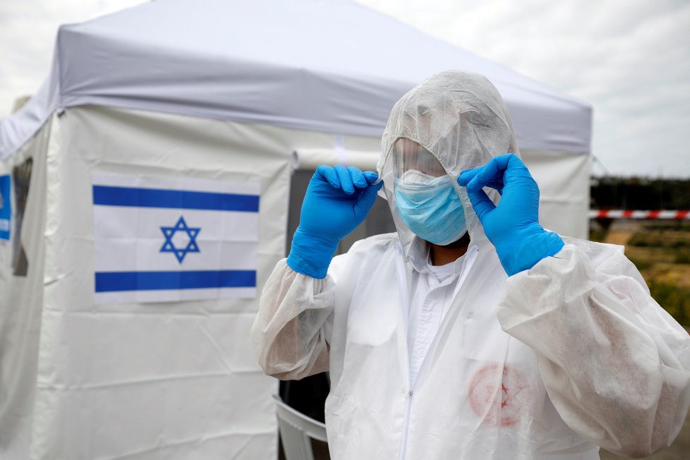 Izraelské volby provázel strach ze šíření koronaviru. (2.3.2020)