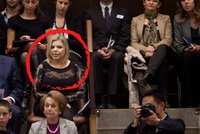 Podívejte se na šaty, které vyvolaly skandál v izraelském parlamentu