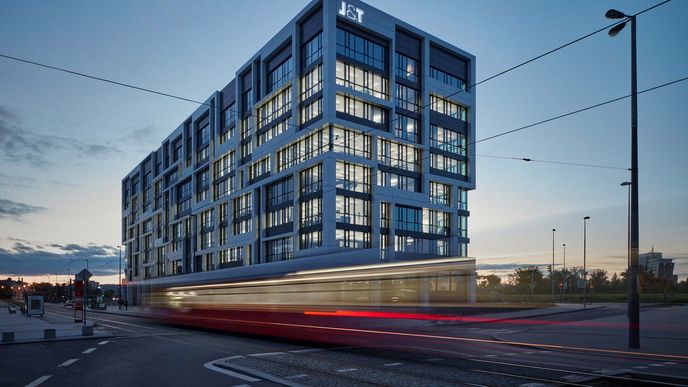 Finanční skupina J&T Finance Group uzavřela rok s růstem zisku a expanzí na zahraniční trhy Finanční skupina J&T Finance Group uzavřela rok s růstem zisku a expanzí na zahraniční trhy