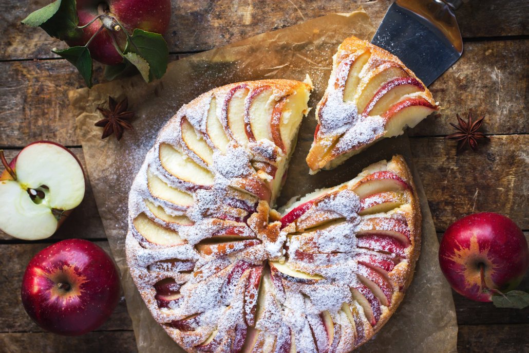 Jablečný koláč je šťavnatý a jednoduchý na přípravu