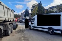 Tragédie v Jablonci nad Nisou: Řidič nacouval do muže, ten na místě zemřel!