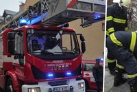 Tři děti zachránili hasiči z plamenů v Jablonci nad Nisou! Požár zachvátil dům