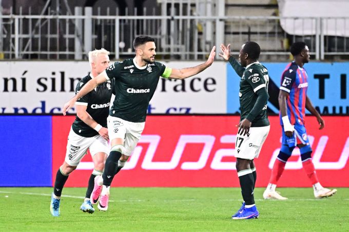 ONLINE: Jablonec - Plzeň 2:3. Závěrečné drama! Vlastňák Faala a domácí jsou na dostřel ONLINE: Jablonec - Plzeň 2:3. Závěrečné drama! Vlastňák Faala a domácí jsou na dostřel