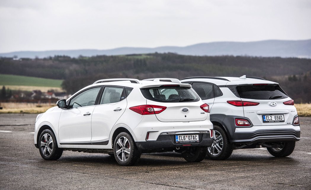 JAC iEV7S vs. Hyundai Kona Electric Eco Future