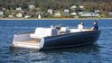 Výrobce lodí Hinckley představil luxusní jachtu s označením Dasher, která už nebude používat pro pohon klasický spalovací motor, ale dva tiché elektromotory.