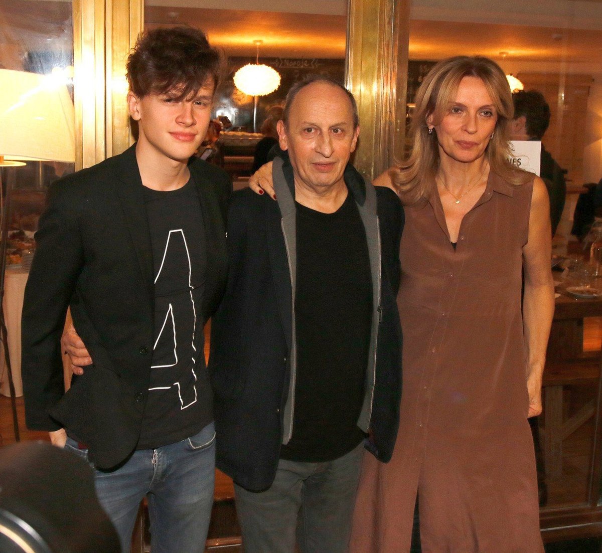 Jáchym Kraus se svými rodiči Janem Krausem a Ivanou Chýlkovou.