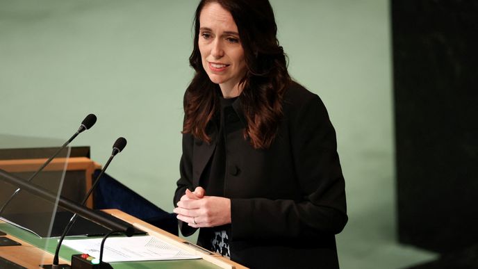 Jacinda Ardernová, premiérka Nového Zélandu, jejíž vláda prosadila zákaz kouření pro osoby narozené po roce 2009.