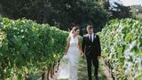 Expremiérka Ardernová (42) rok po oznámení odchodu: Svatba s životní láskou uprostřed vinice