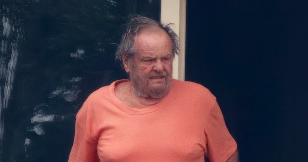 Rozespalý a rozčepýřený Jack Nicholson