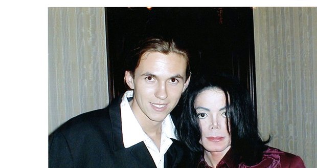 Společné foto Michaela Jacksona se svým strážcem Fiddesem