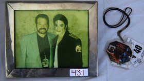 Zemřel dermatolog Michaela Jacksona: Byl údajným otcem zpěvákových dětí