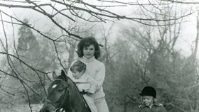 S dětmi na koni