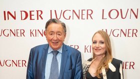 Jacqueline Lugner (30) s otcem.