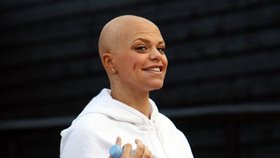 Jade Goody se i během své nemoci dokázala smát