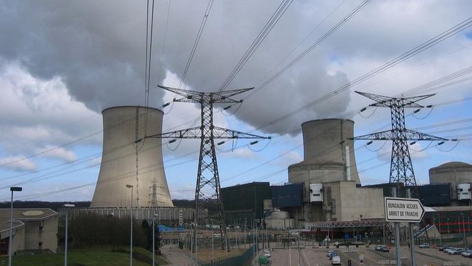 Jaderná elektrárna v Cattenomu v Lorraine (Francie)