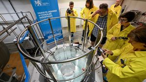 Česko má nový jaderný reaktor, už se na něj tvoří fronty. Drábová mluví o světovém unikátu