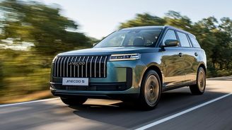 Nové Jaecoo 5 má české ceny. Srovnání s karoqem, konou i dusterem! Nové Jaecoo 5 má české ceny. Srovnání s karoqem, konou i dusterem!