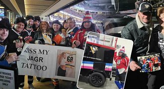 Czech from Traveling Jagrs met Mama Jagr: Thank you!  And he was on a rollercoaster ride