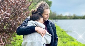 Nejzamilovanější fotka Jágra a jeho Dominiky! Pořídila ji známá zpěvačka Nejzamilovanější fotka Jágra a jeho Dominiky! Pořídila ji známá zpěvačka