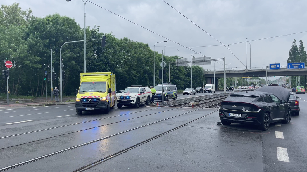 Jaromír Jágr měl ve středu nehodu, při které se srazil s tramvají