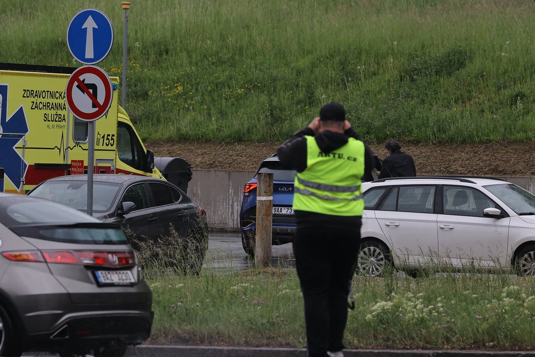 Jágr měl nehodu, při které se vůz srazil s tramvají