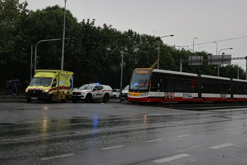 Jaromír Jágr měl ve středu nehodu, při které se srazil s tramvají