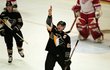 Tam ke stropu! Hokejista Jaromír Jágr se v noci z neděle na pondělí dočká vyvěšení dresu Pittsburgh Penguins, v němž válel v NHL.