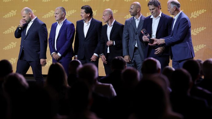 Legendy z Nagana znova spolu! Jágr, Šlégr, Ručinský, Lener, Procházka, Reichel a Straka dorazili pro »Milestone Award«