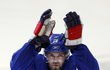 New York Rangers Jaromir Jagr salutes the crowd after their win over the Pittsburgh Penguins in Game 4 of their NHL Eastern Conference semi-finals hockey series in New York, May 1, 2008.     REUTERS/Mike Segar (UNITED STATES)