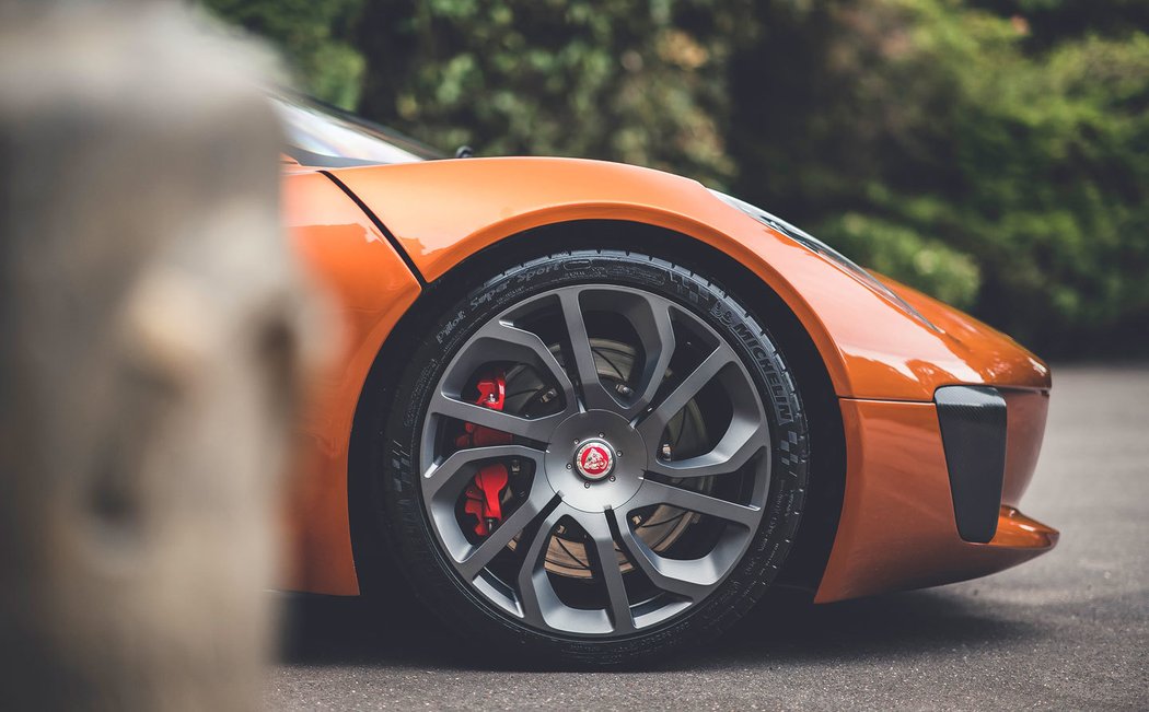 Jaguar C-X75 &#39;Spectre&#39;