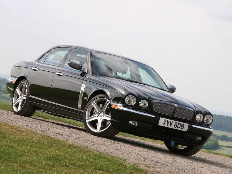 Jaguar XJR