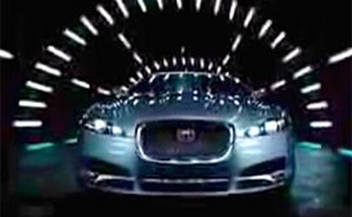 Video: Jaguar C-XF – vize budoucnosti velké britské kočky