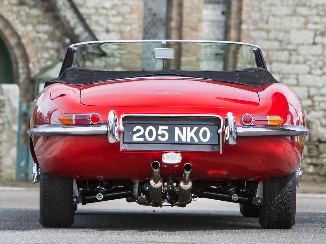 Jaguar E-Type 3.8-Litre Open Two Seater (1962)