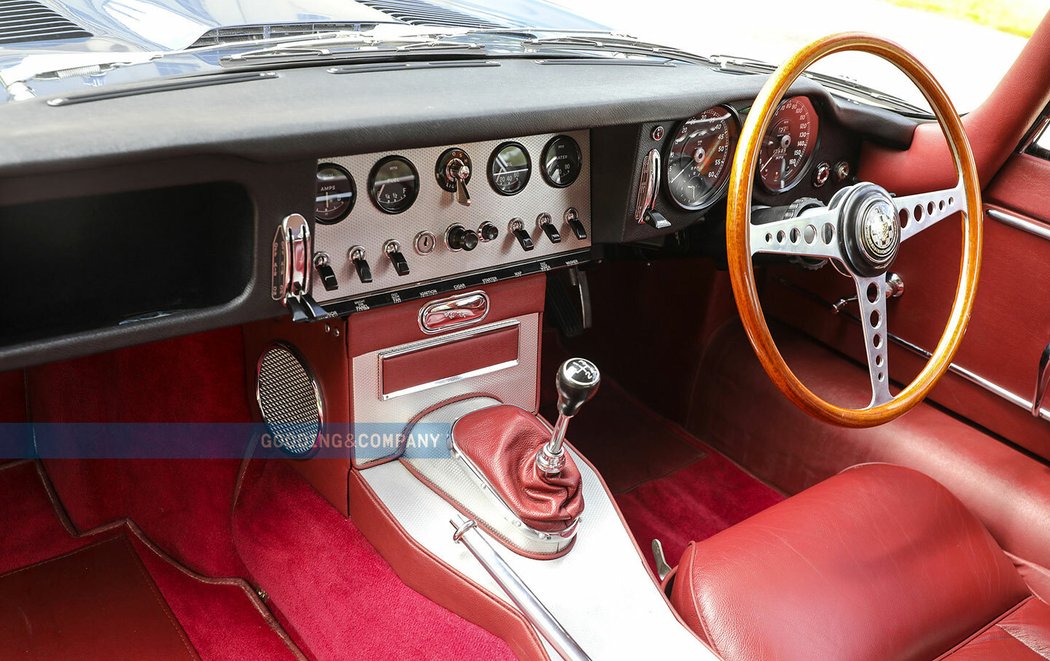 Jaguar E-Type Series I 3.8-Litre Fixed Head Coupe (1961)