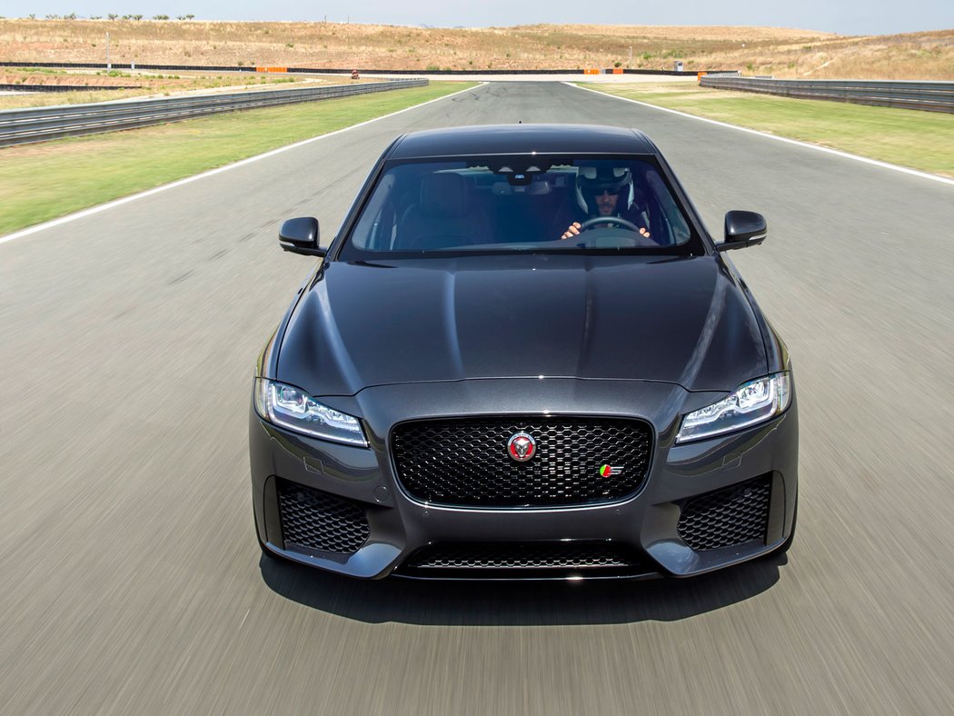 Jaguar XF