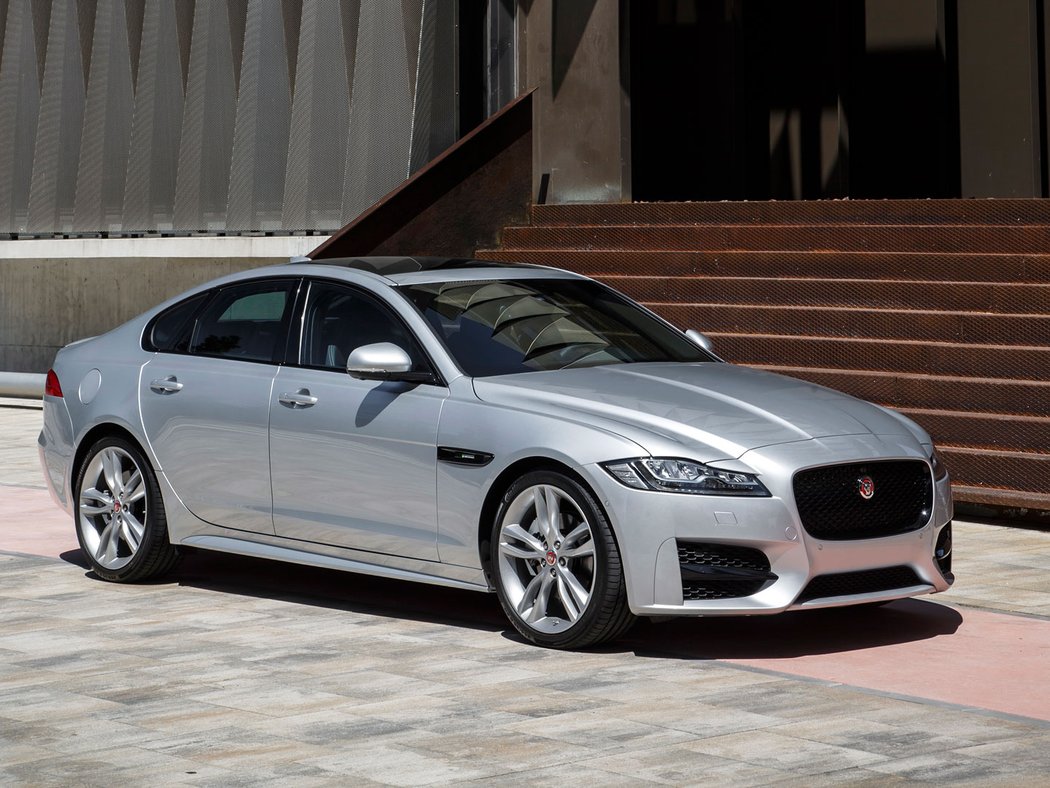 Jaguar XF