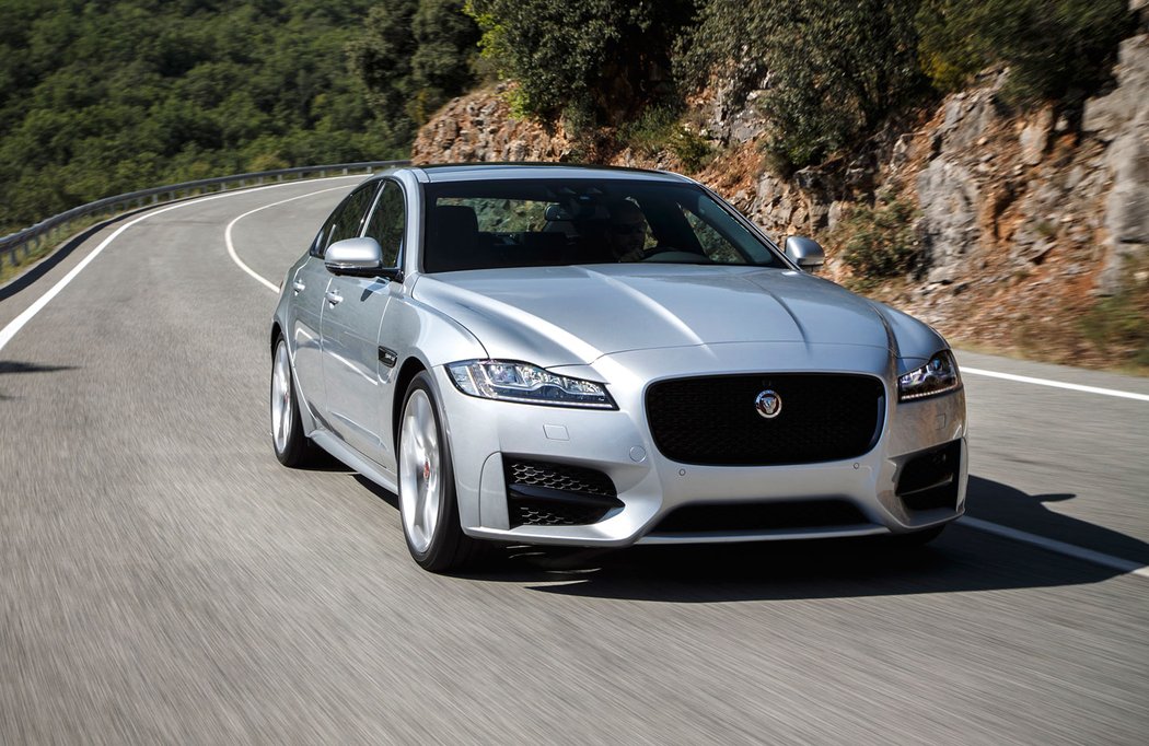 Jaguar XF