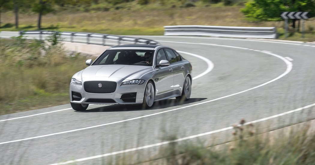 Jaguar XF