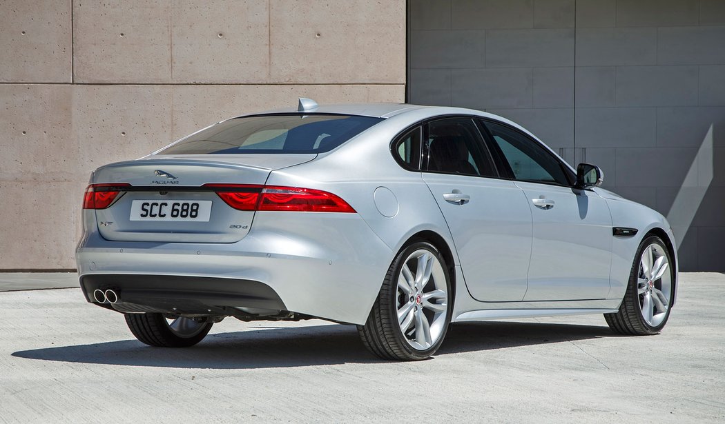 Jaguar XF