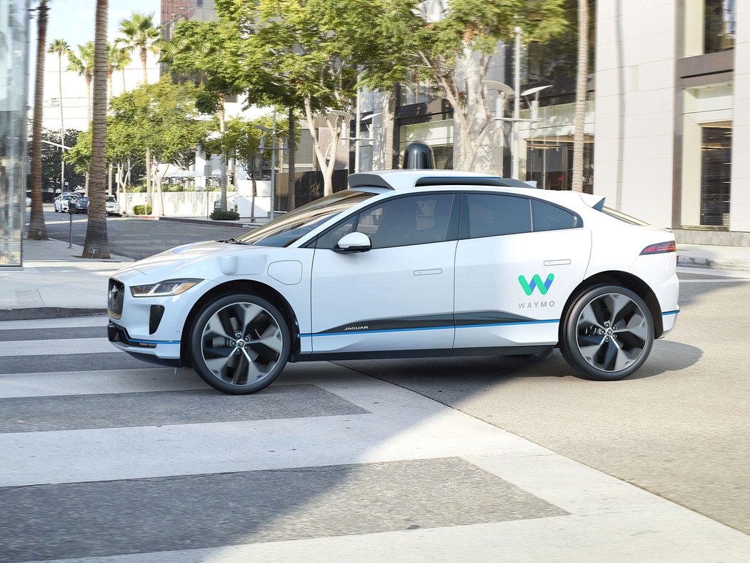 Waymo bude autonomní vozidla testovat pomocí Jaguaru I-Pace