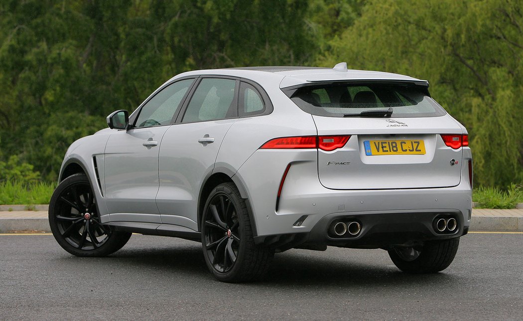 Jaguar F-Pace SVR